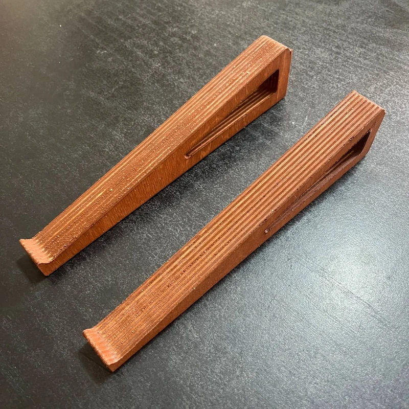 پایه نگهدارنده لپ تاپ مدل چوبی - مارون